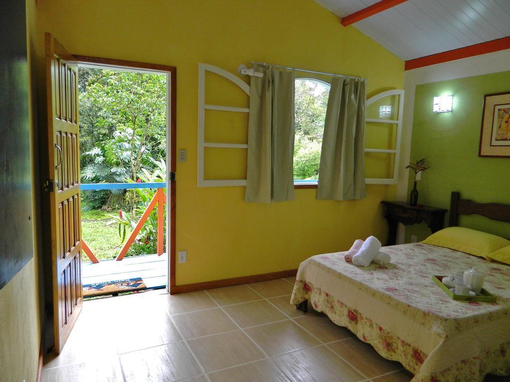 Bicho Do Mato Suites Guapimirim Habitación foto